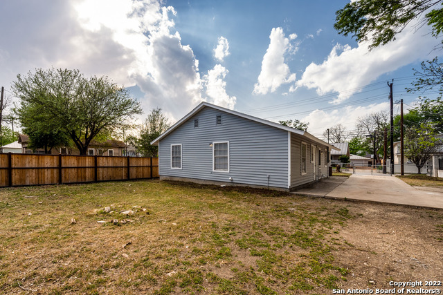 810 E Euclid Ave Property Photo 28
