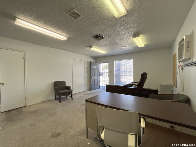 802 Monticello Ct Property Photo 6