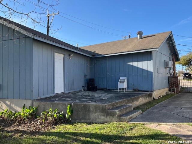 802 Monticello Ct Property Photo 9