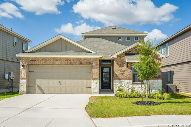 6623 Velma Property Photo 1