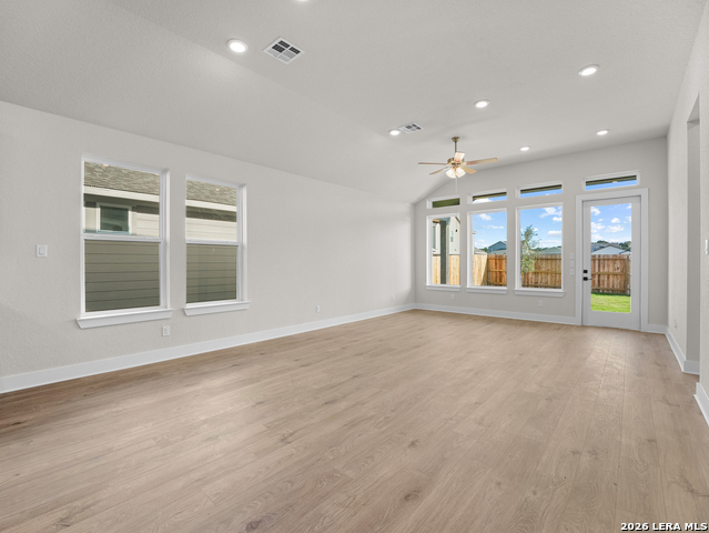 13526 Valjean Ave Property Photo 8