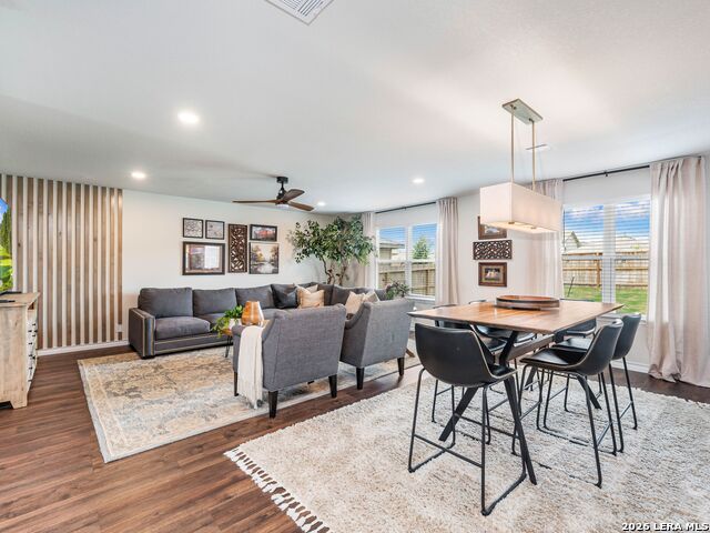 22607 Green Jacket Property Photo 8