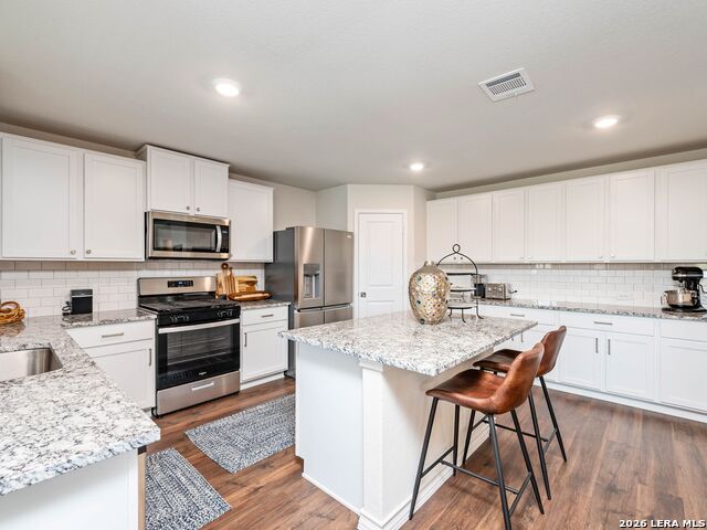 22607 Green Jacket Property Photo 10