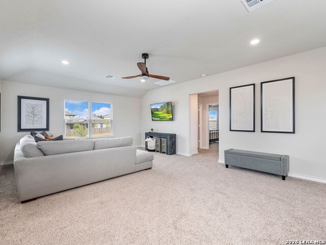22607 Green Jacket Property Photo 22