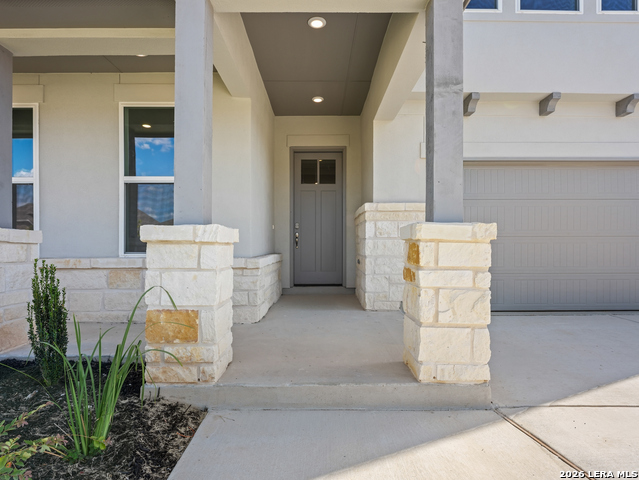 13534 Valjean Ave Property Photo 3