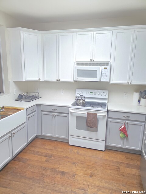 2606 Grayson Property Photo 6