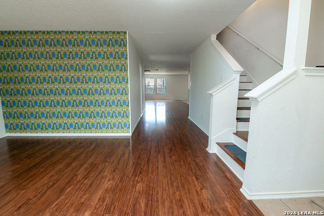 655 Northlake Property Photo 6