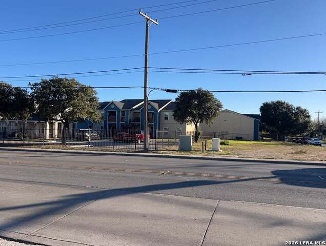 6058 Commerce Property Photo 1