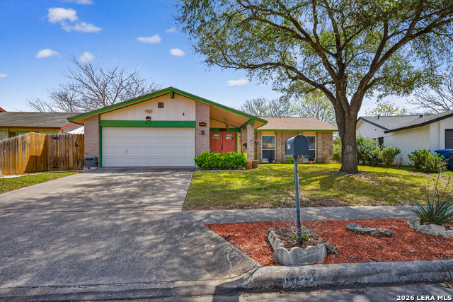 8722 Thatch Property Photo 1