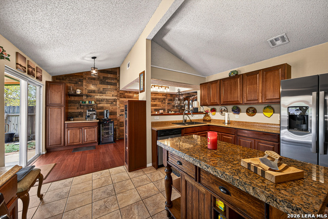 8722 Thatch Property Photo 10