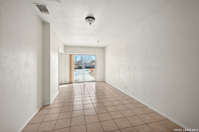 5823 Castle Brook Property Photo 28