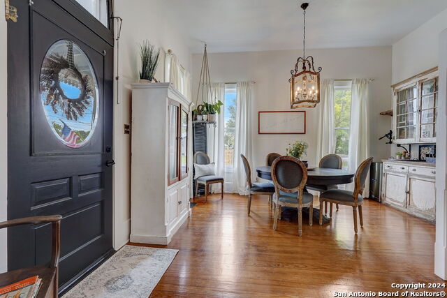 109 W Evergreen St Property Photo 5