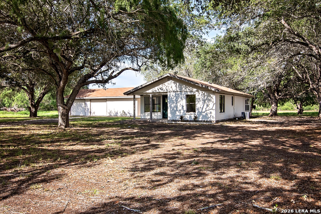 202 Ranch Rd Property Photo 4