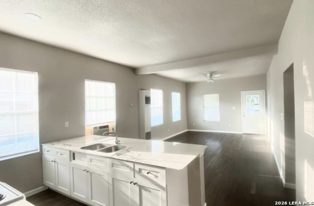 330 Princeton Property Photo 4