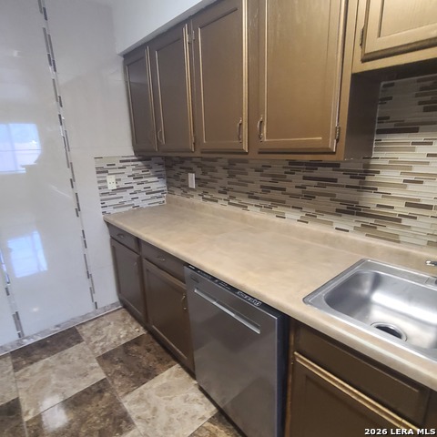 12020 Maplerock Property Photo 5