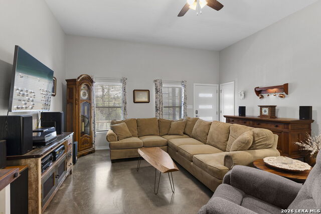 221 Sandy Mountain Property Photo 8