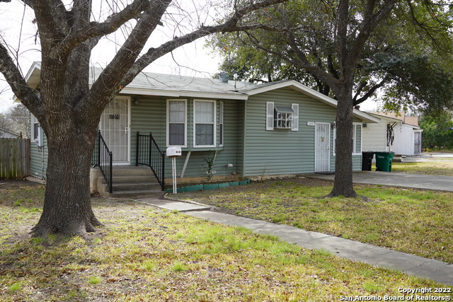 224 Marquette Dr Property Photo 1