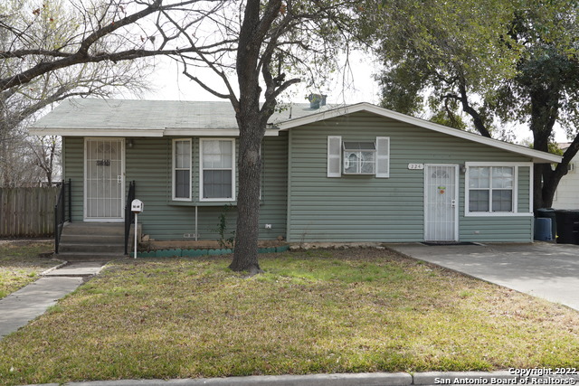 224 Marquette Dr Property Photo 2