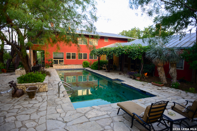 961 Pico Property Photo 3
