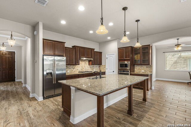 1082 Cedar Glen Dr Property Photo 1