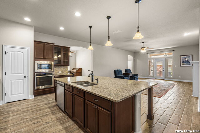 1082 Cedar Glen Dr Property Photo 10