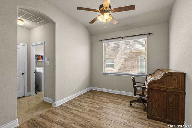 1082 Cedar Glen Dr Property Photo 16
