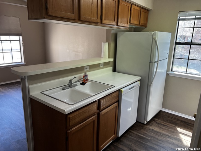 11610 Vance Jackson Property Photo 6