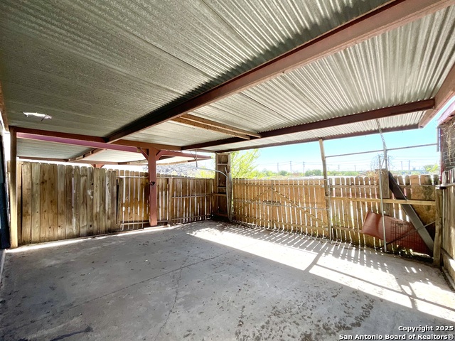 7042 Glen Mist Property Photo 23