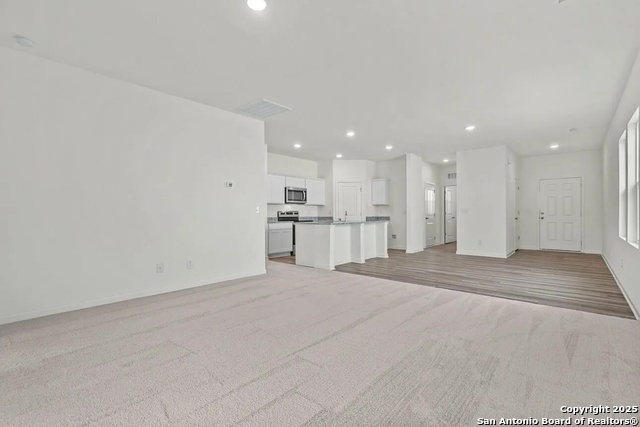 10161 Galineer Glen Property Photo 9