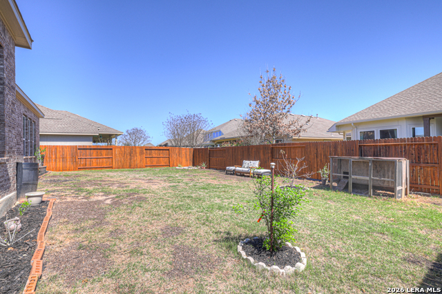382 Nightshade Property Photo 6