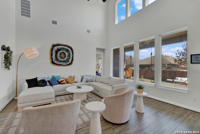 382 Nightshade Property Photo 10