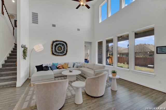 382 Nightshade Property Photo 11