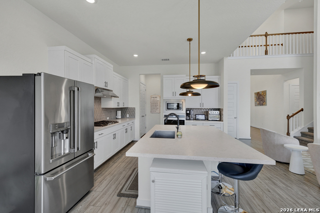 382 Nightshade Property Photo 17