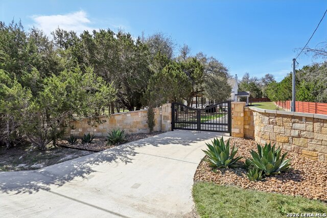 275 Stallion Springs Property Photo 51