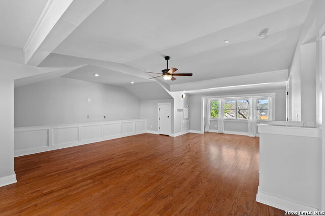 137 Katherine Property Photo 25