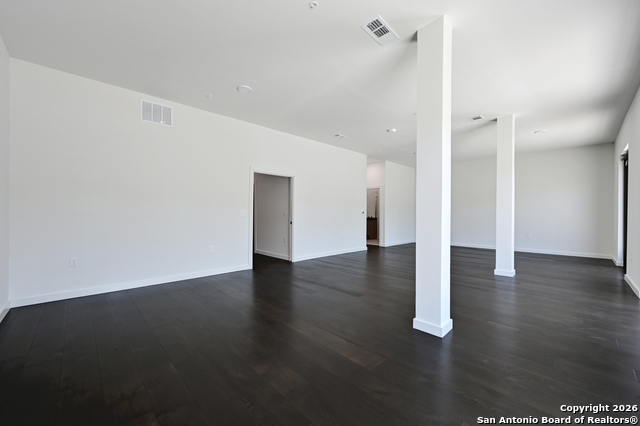 2209 S 1st Property Photo 10