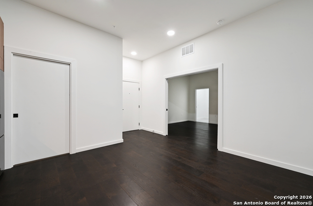 2209 S 1st Property Photo 14