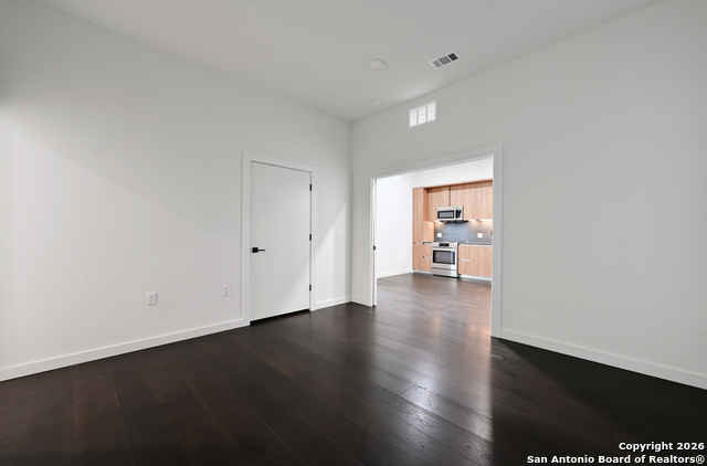 2209 S 1st Property Photo 18