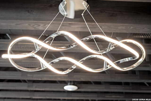 39 Truss Property Photo 90