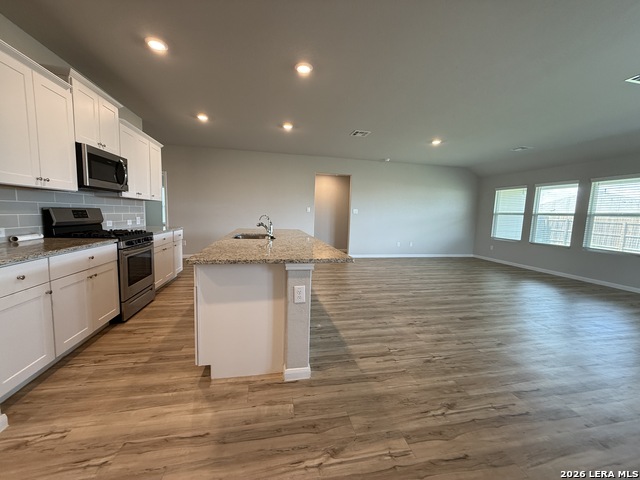 554 Blue Stem Rd Property Photo 8