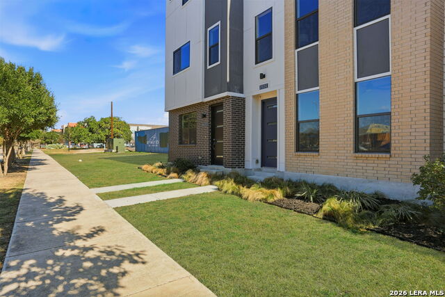 7924 Kennedy Hill Property Photo 4