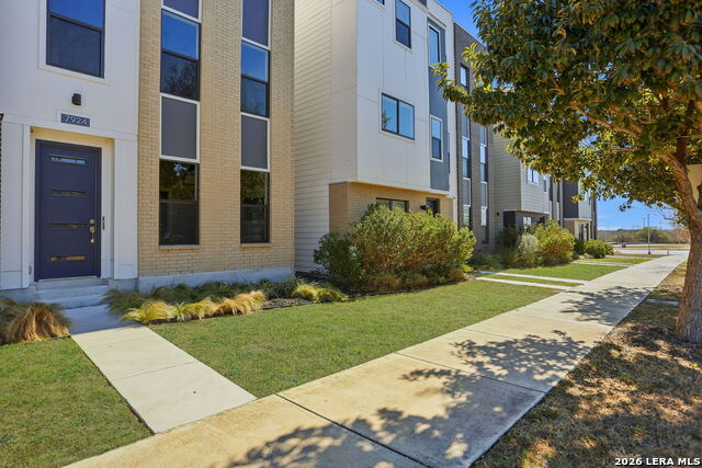 7924 Kennedy Hill Property Photo 5