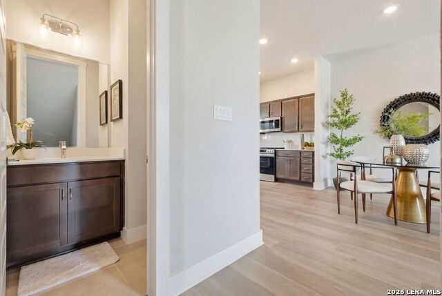 7924 Kennedy Hill Property Photo 15