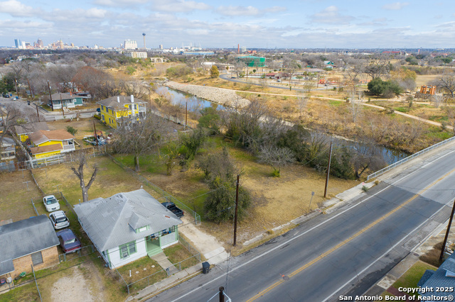 333 Theo Property Photo 2