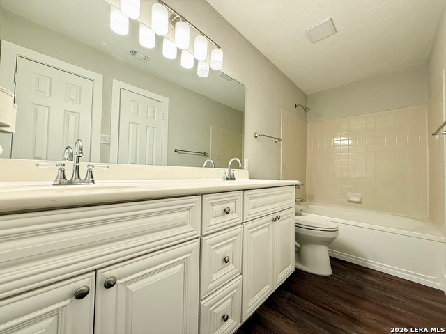 15802 Tampke Pl Property Photo 9