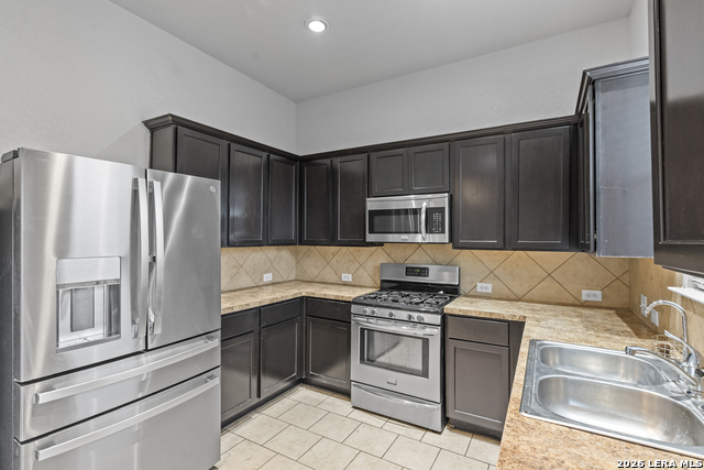 6534 Candlecrest Property Photo 16