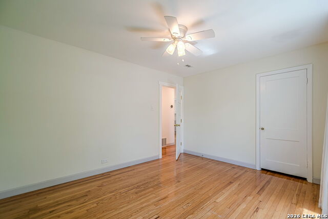 227 Devonshire Dr Property Photo 28