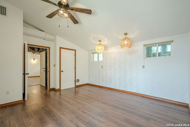 227 Devonshire Dr Property Photo 42