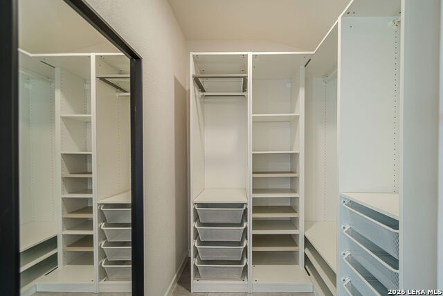 227 Devonshire Dr Property Photo 44