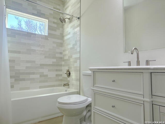 1722 Center St Property Photo 16